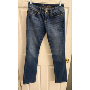 American Rag mid-rise bootcut jeans in a dark wash Size 1
